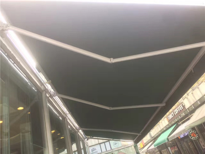 電動伸縮、和手搖伸縮